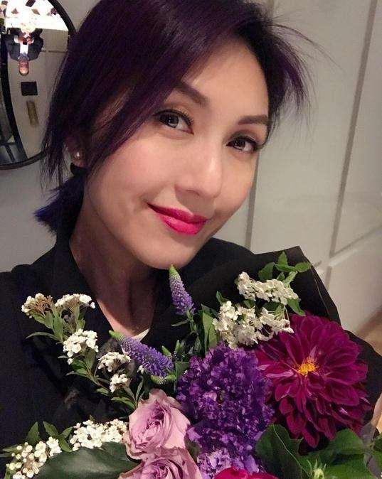 不是天后胜过天后的杨千嬅，歌曲传唱度比其她任何天后都广