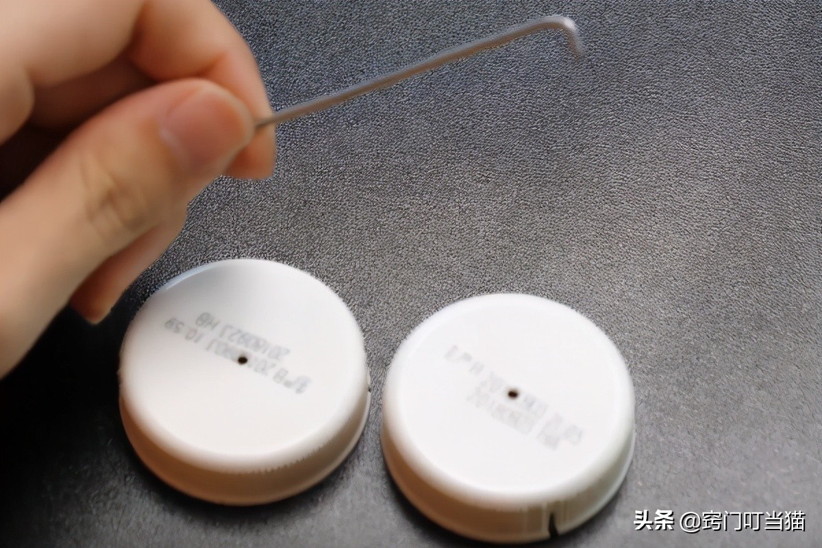 皮尺粘塑料瓶盖,塑料瓶盖粘皮尺