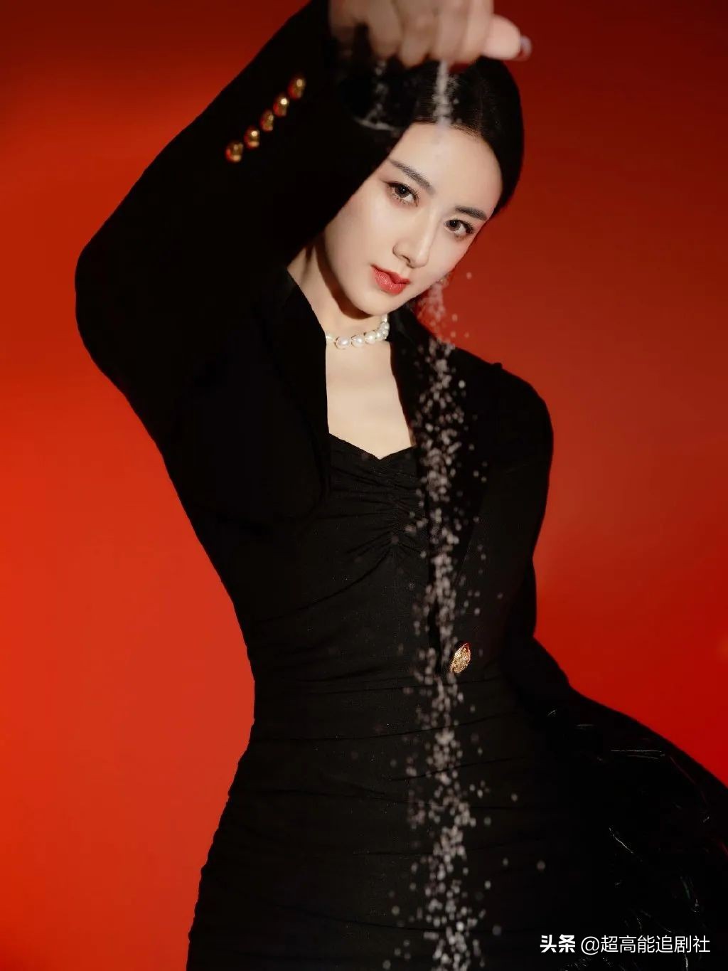 薇娅为售假事件抹泪,薇娅售假道歉后再次翻车