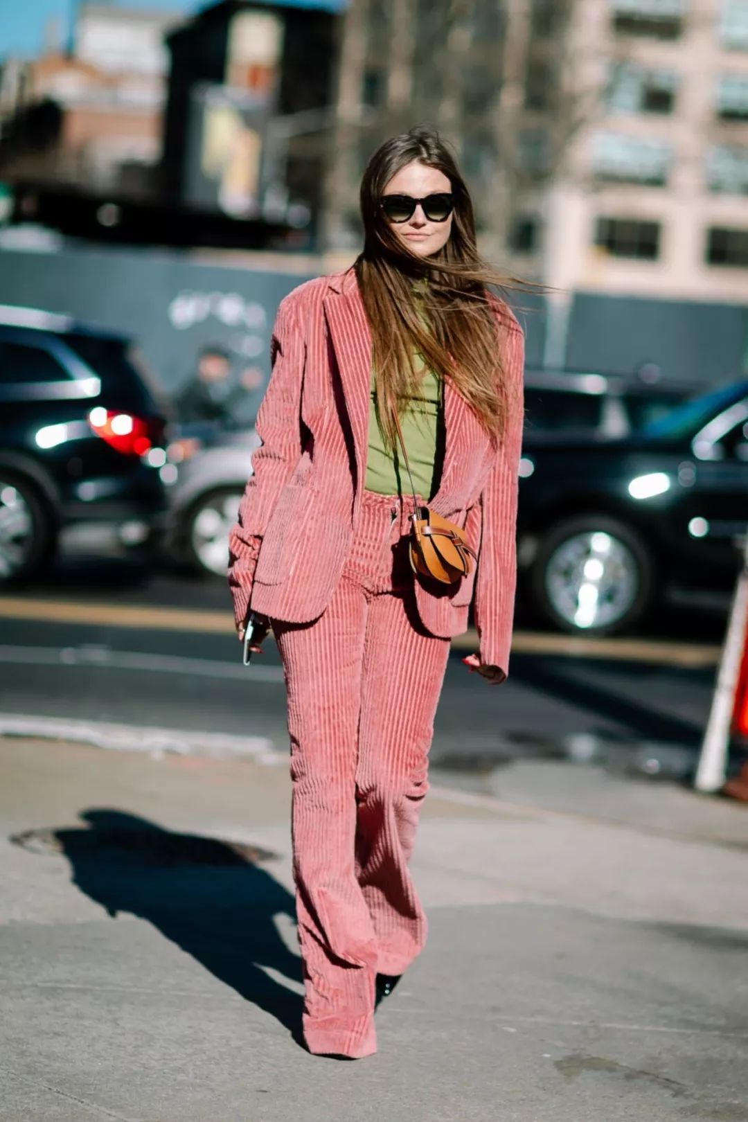周雨彤宋妍霏谁的穿搭好,周雨彤冬季穿搭
