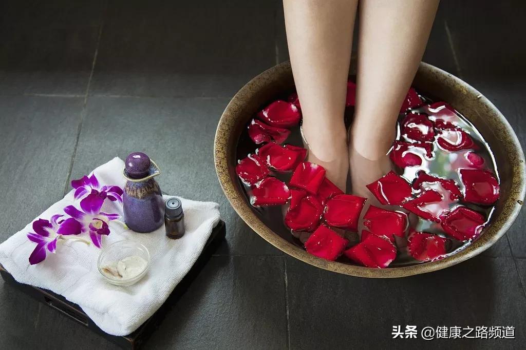 脸上皱纹预测疾病,从耳垂皱纹看心脏疾病