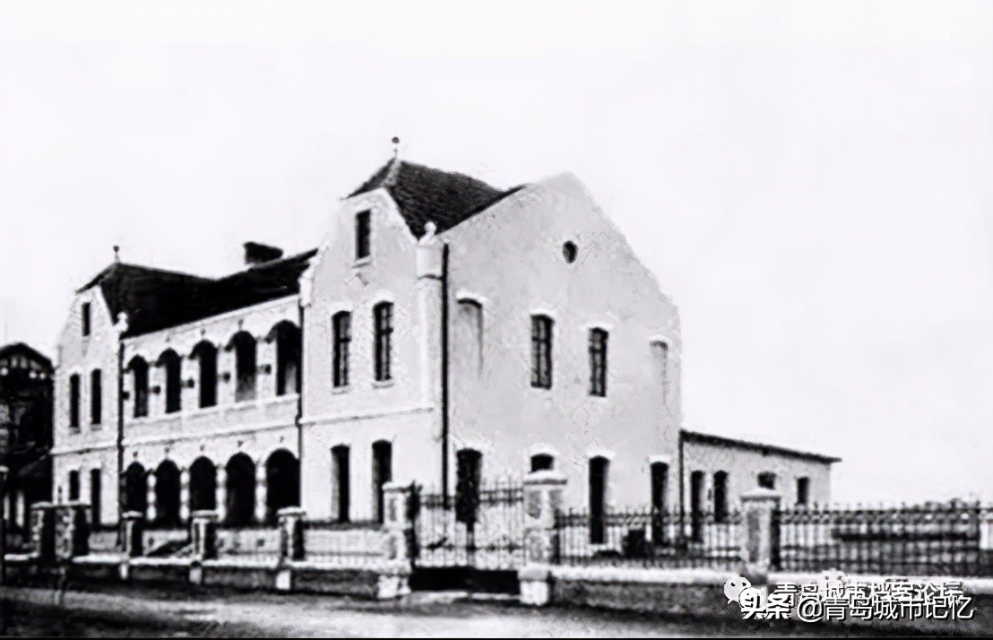 青岛中山路上著名的老街,青岛太平路街景