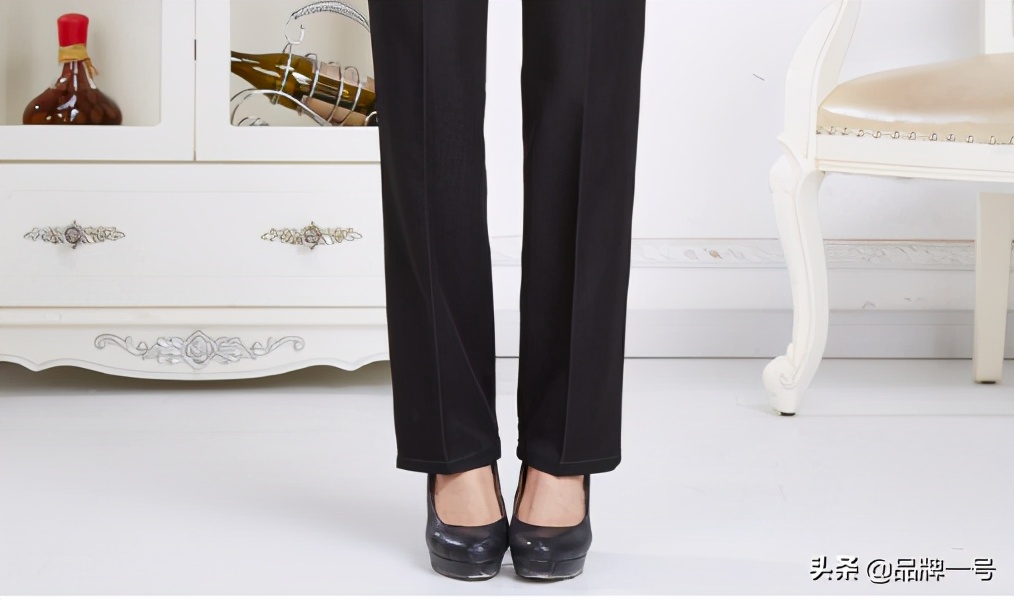 中老年女装哪些品牌比较好,中老年女装品牌都有哪些