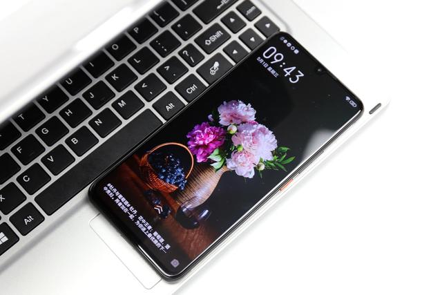 iqoo值得买吗质量如何,iqoo值得买的手机护眼续航久