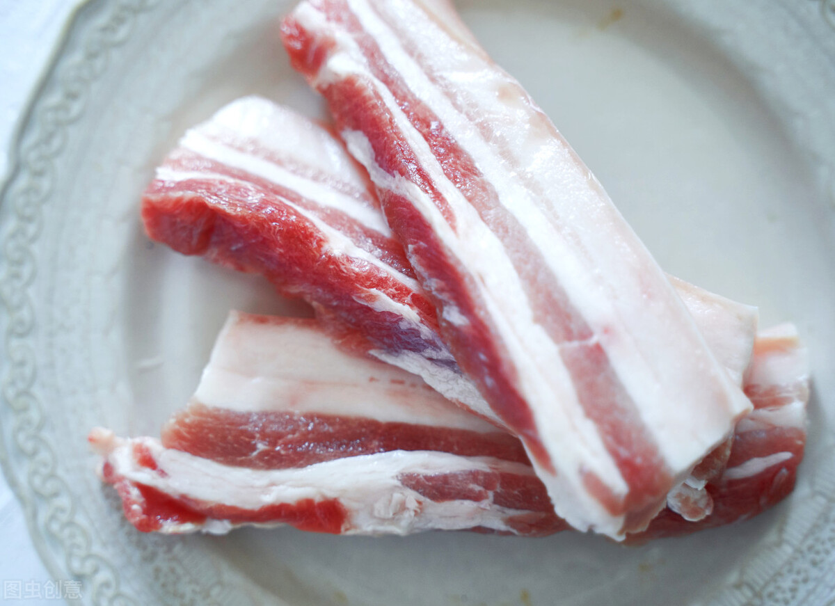 大润发售卖发臭隔夜肉图片,在大润发买的熟食臭了怎么投诉