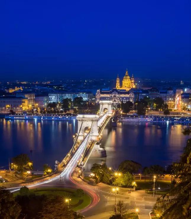 外国人为什么喜欢在游轮里玩,为什么西方人喜欢坐游轮