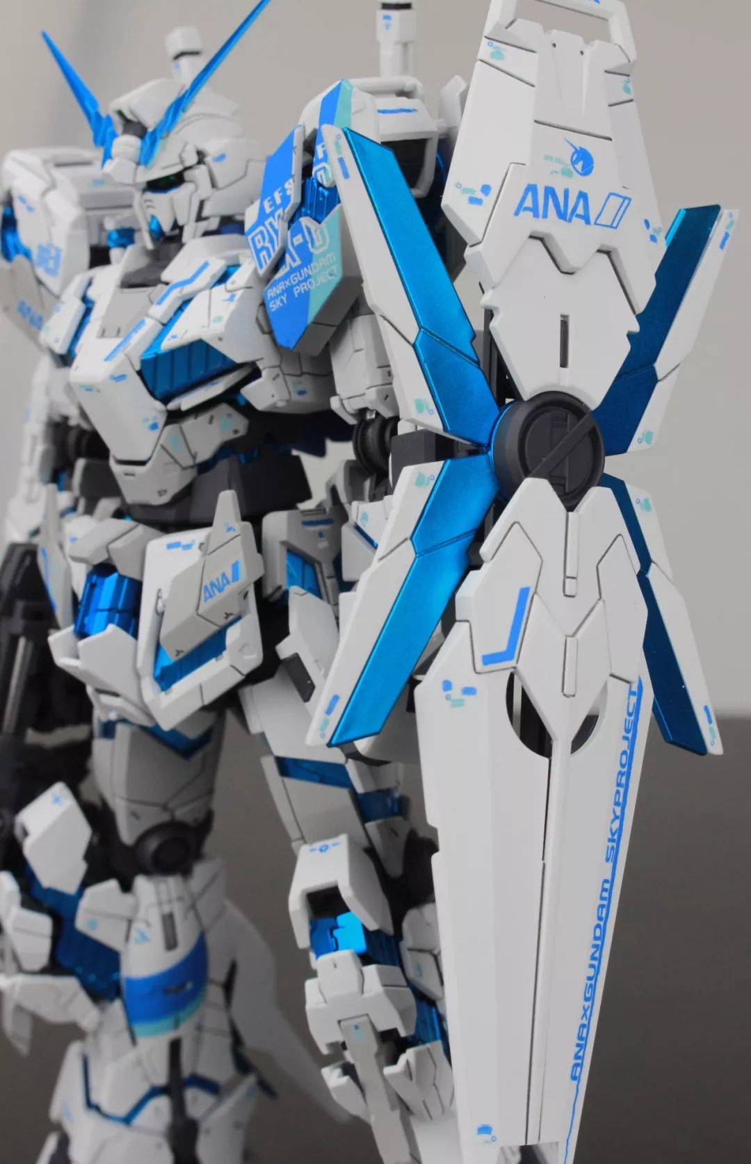 新里程碑rg独角兽高达,如何让rg独角兽高达变得有质感