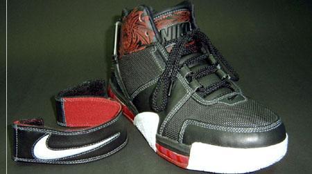 盘点詹姆斯的球鞋,詹姆斯十大巅峰时期球鞋