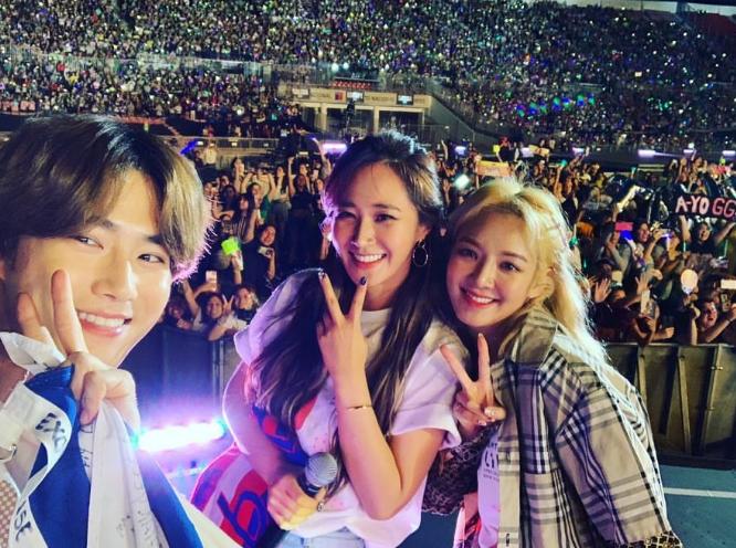 金俊勉朴灿烈吴世勋沙雕,金俊勉吴世勋搞笑视频