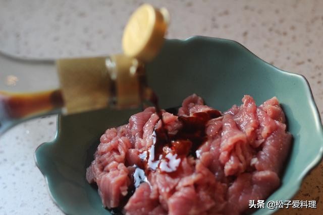 做出来的牛肉比较柴怎么办,为什么自己煎的牛肉又硬又老