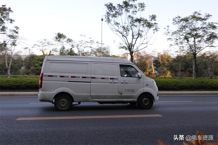 华晨鑫源新能源好运一号实测,华晨鑫源好运1号货运版