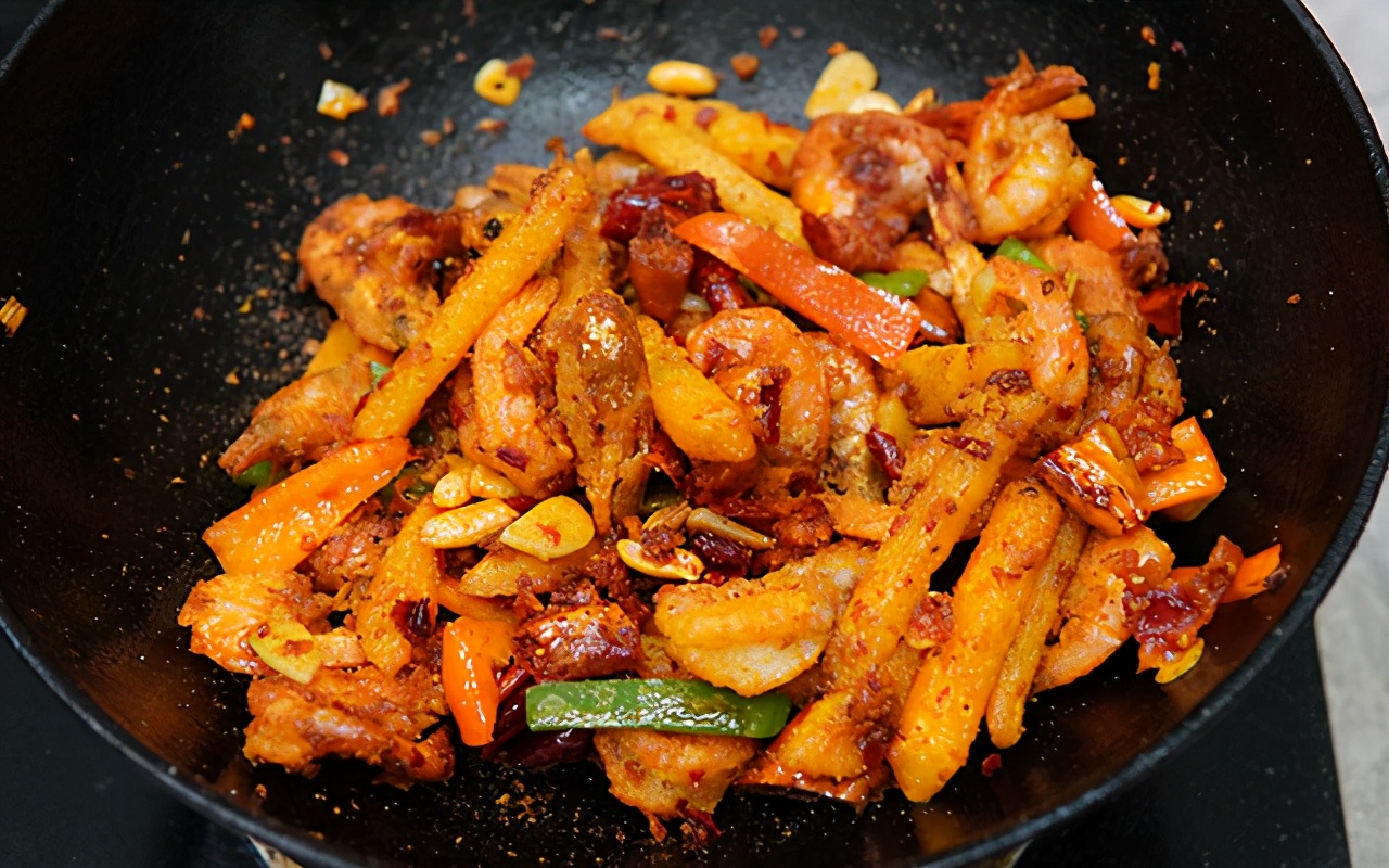 年夜饭香辣虾子,年夜饭大菜香辣虾超下饭超简单