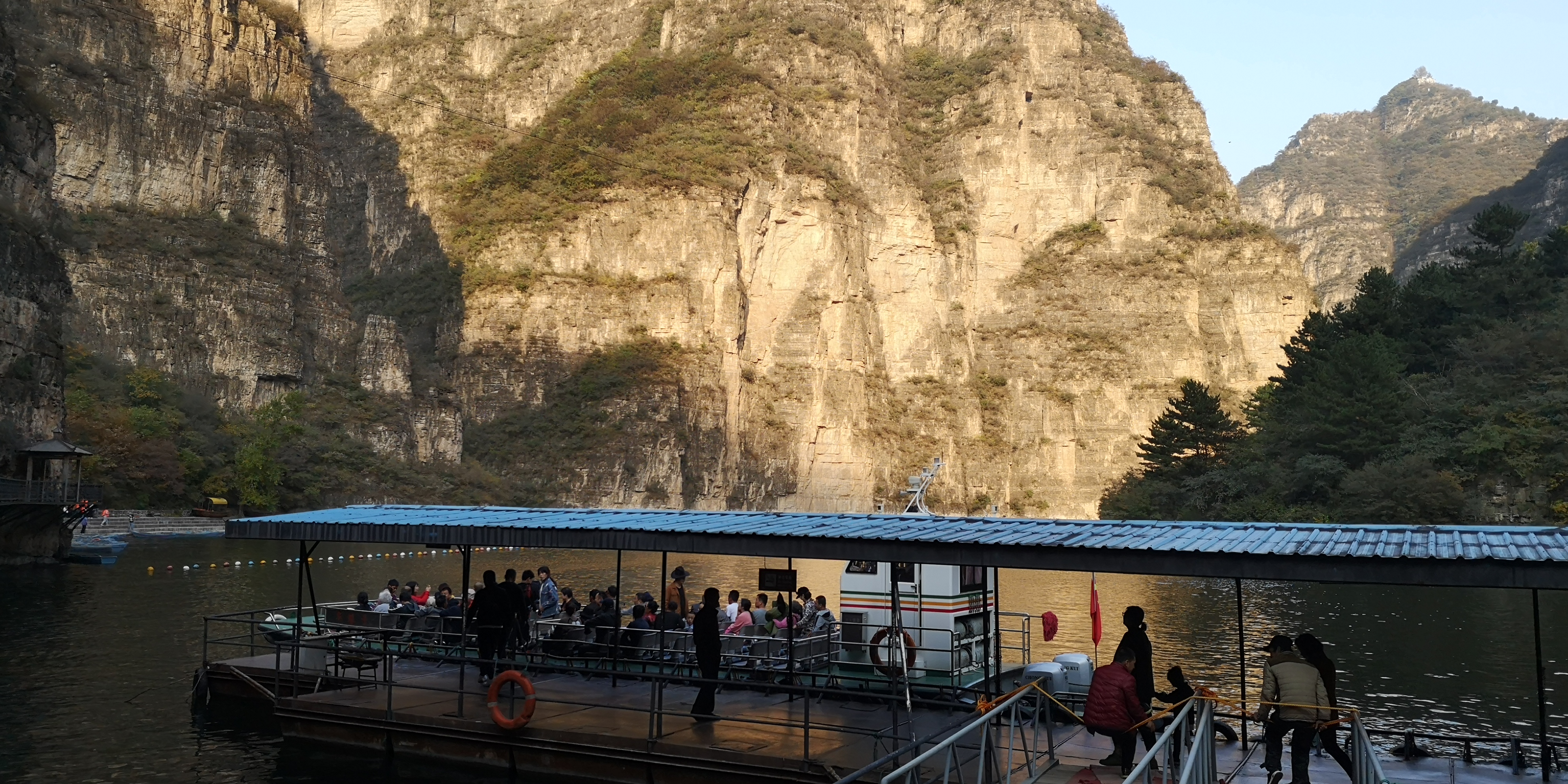龙庆峡坐船,北京龙庆峡旅游攻略