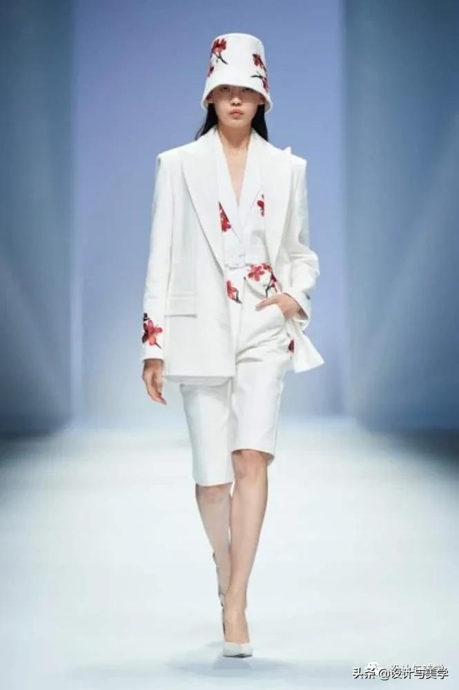 lily服装发布会,lily服装2019夏装