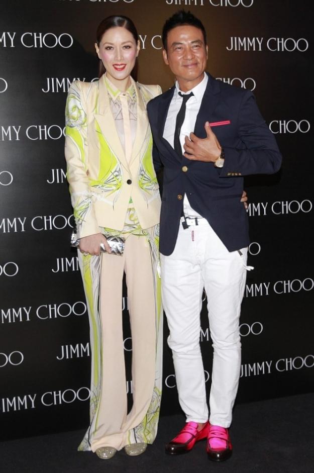 琦琦和任达华图片,任达华与琦琦走秀视频