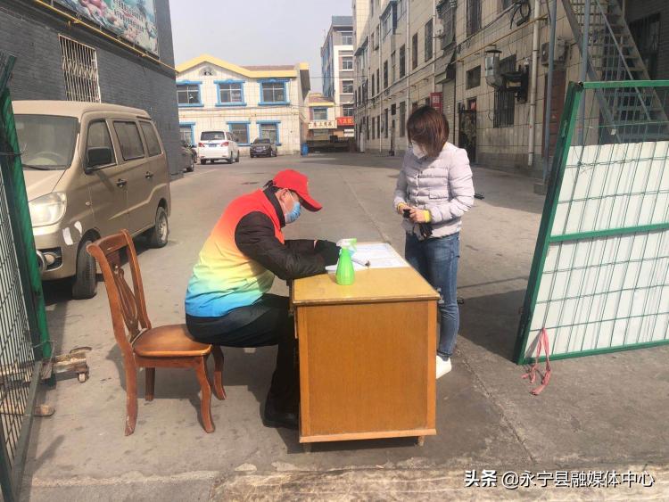 今年疫情白衣天使的事迹,战疫中的雷锋精神