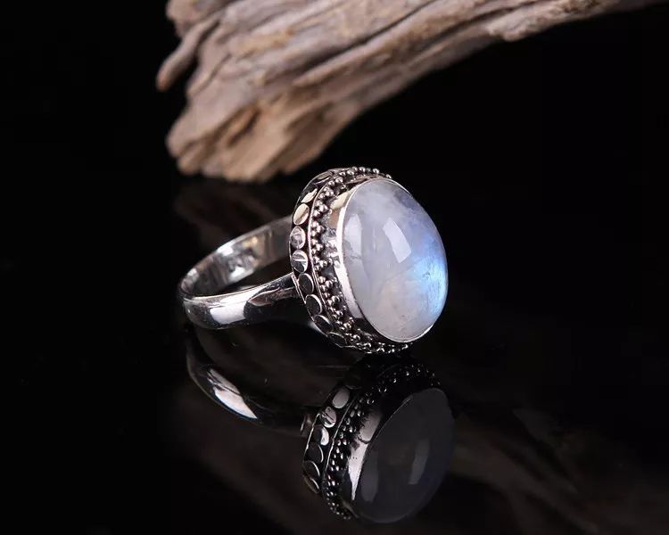 怎样选月光石,最好用的月光石