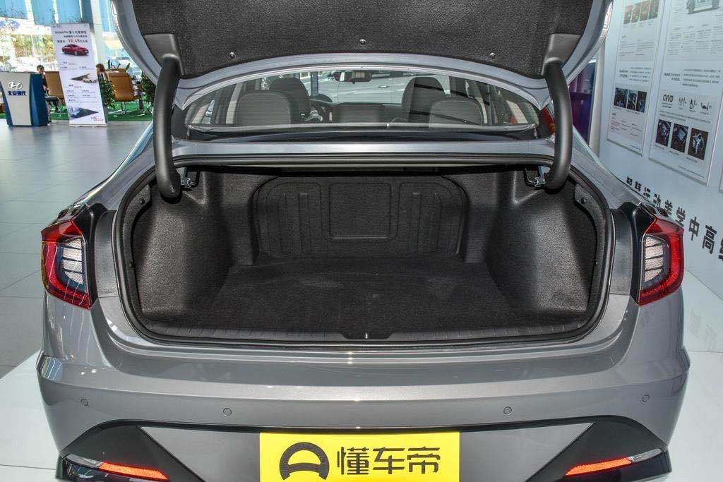 全新索纳塔曝光,索纳塔十几大黑科技