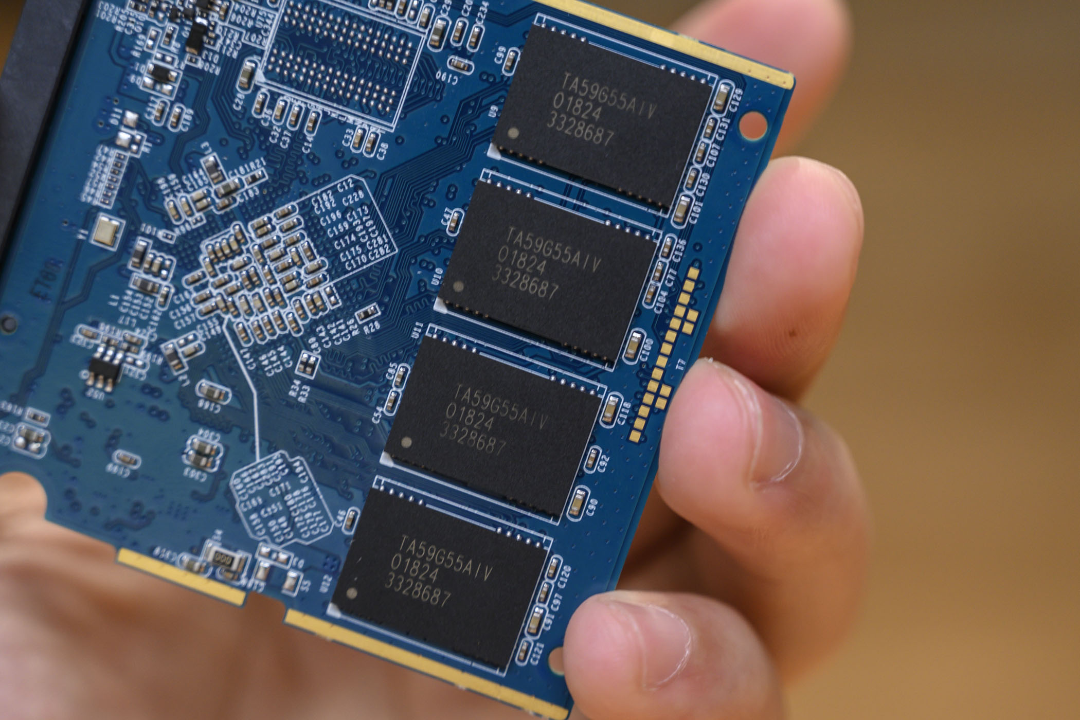 希捷酷鱼q5ssd什么颗粒,希捷酷鱼是薄盘吗