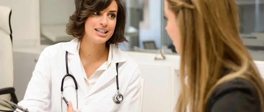 爱挤痘痘和黑头是什么病,为什么有些人喜欢挤黑头