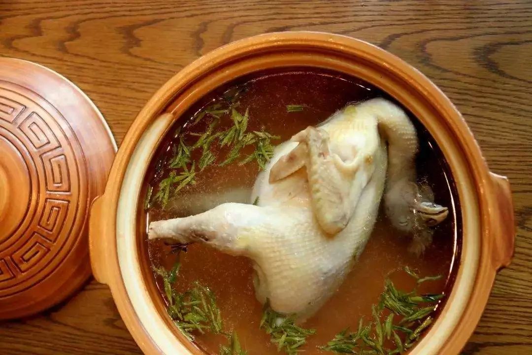 在家也能吃到的西湖名菜龙井虾仁,杭州湖滨好吃的龙井虾仁