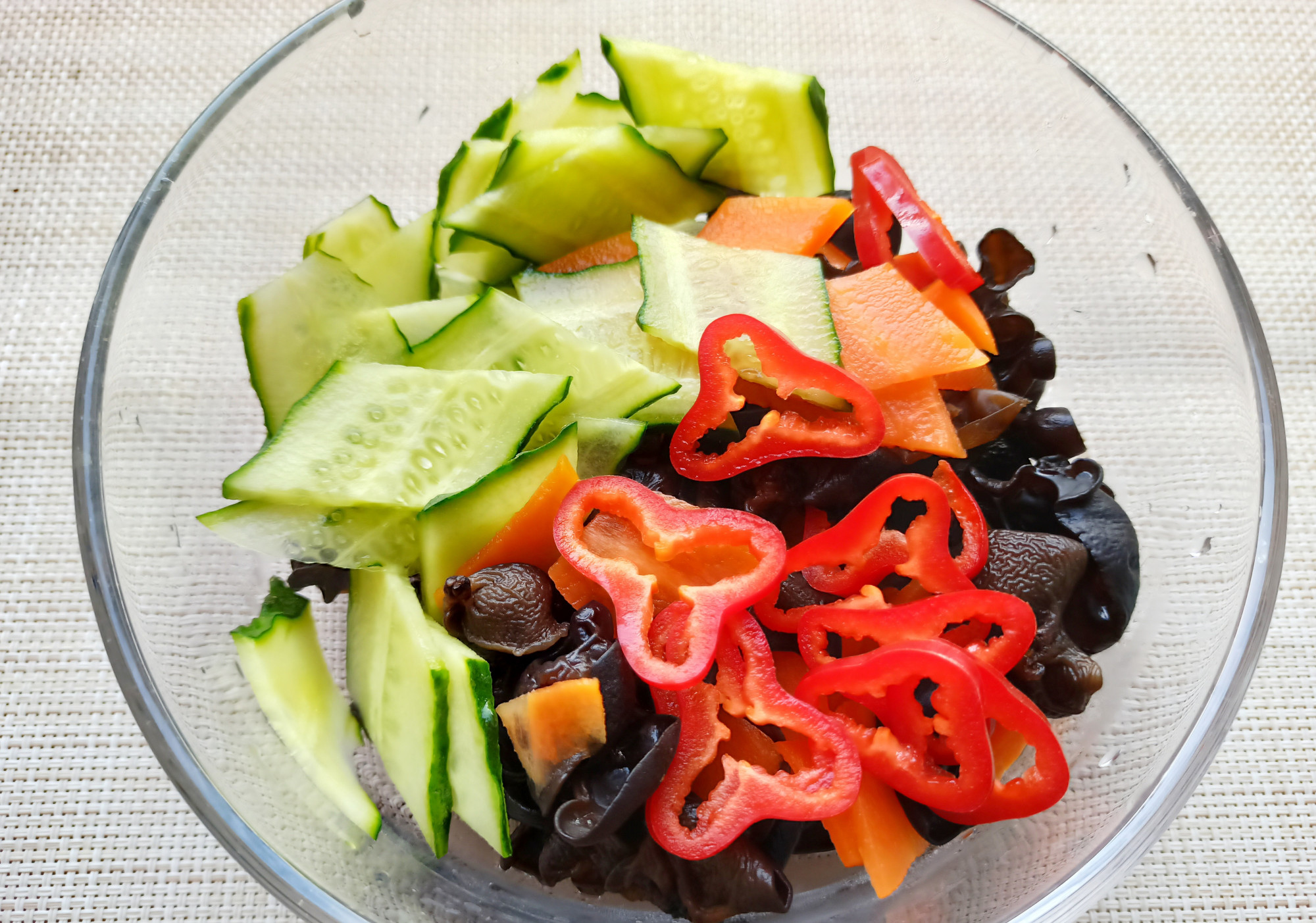 黑木耳怎么做才好吃配啥菜,黑木耳怎么做好吃家常做法