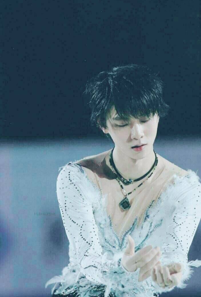 热血动漫王子羽生结弦,羽生结弦央视解说陈滢原版