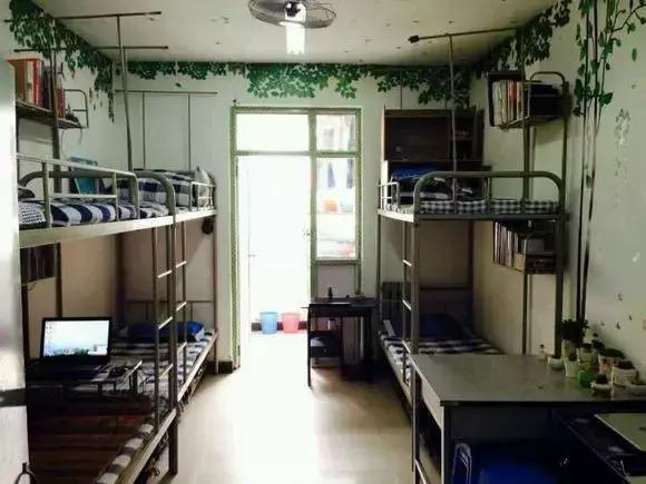 西安商贸科技技术学校宿舍,西安高新职业技术学院宿舍