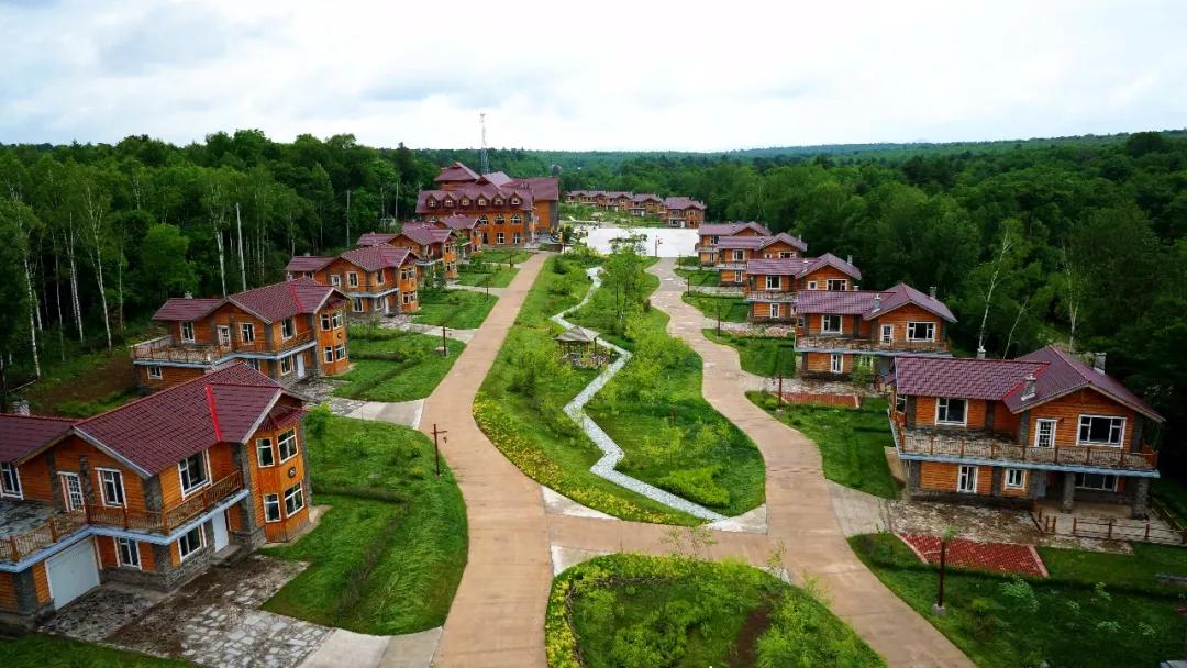 白山10月旅游攻略自助游线路,五一白山周边2-3天短途旅游