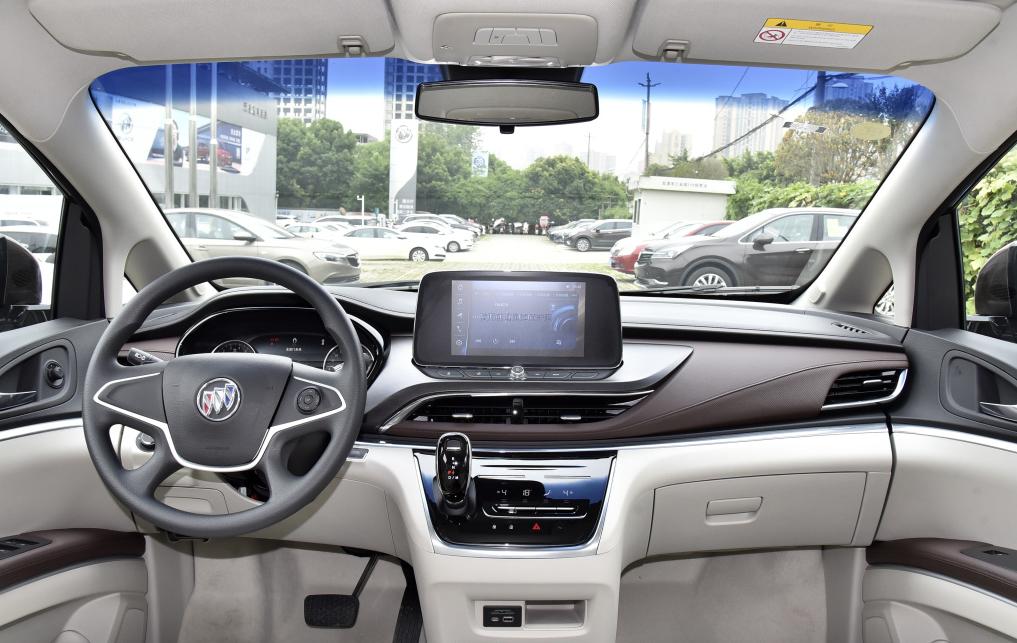 别克gl8最新款的省油吗,新款别克mpvgl8油耗