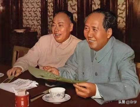 因说错一句话，周恩来怒批陈毅：革命大半辈子就这点组织纪律性？