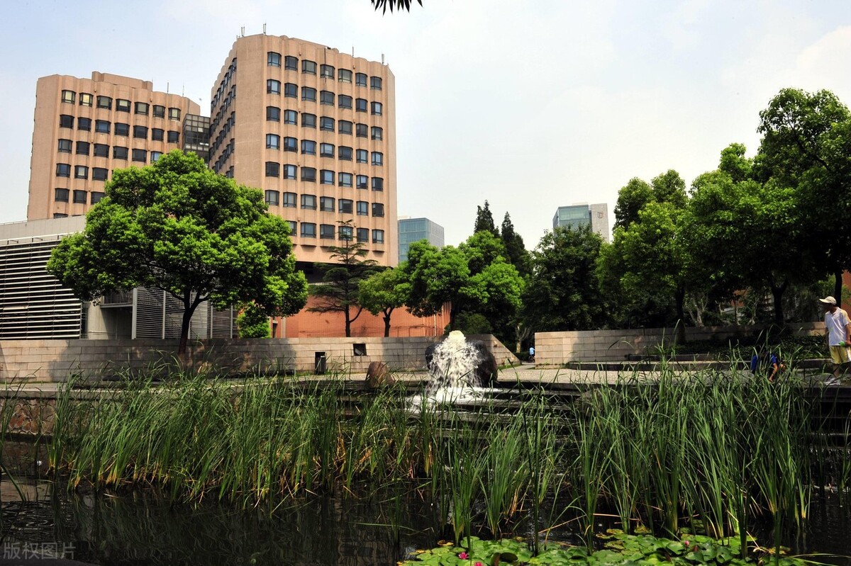 研究汽车的车辆工程大学,车辆工程是汽车设计吗