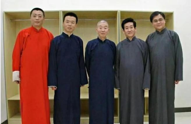 高峰聊天记录被曝，刘春山视频被挖，不认师弟背后有难言之隐？