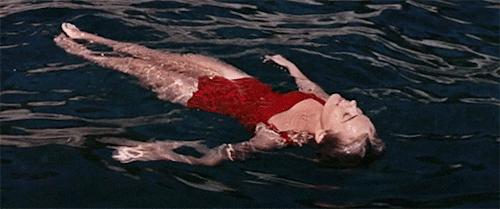 淘宝卖牛仔裤女人,淘宝卖裤子的女孩