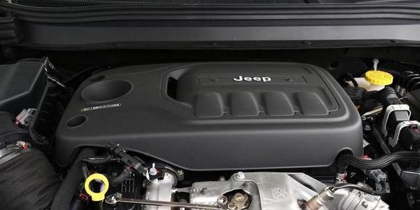 这款车2.0t带四驱百公里仅8.8秒,这才是良心b级车16万2.0t加8at