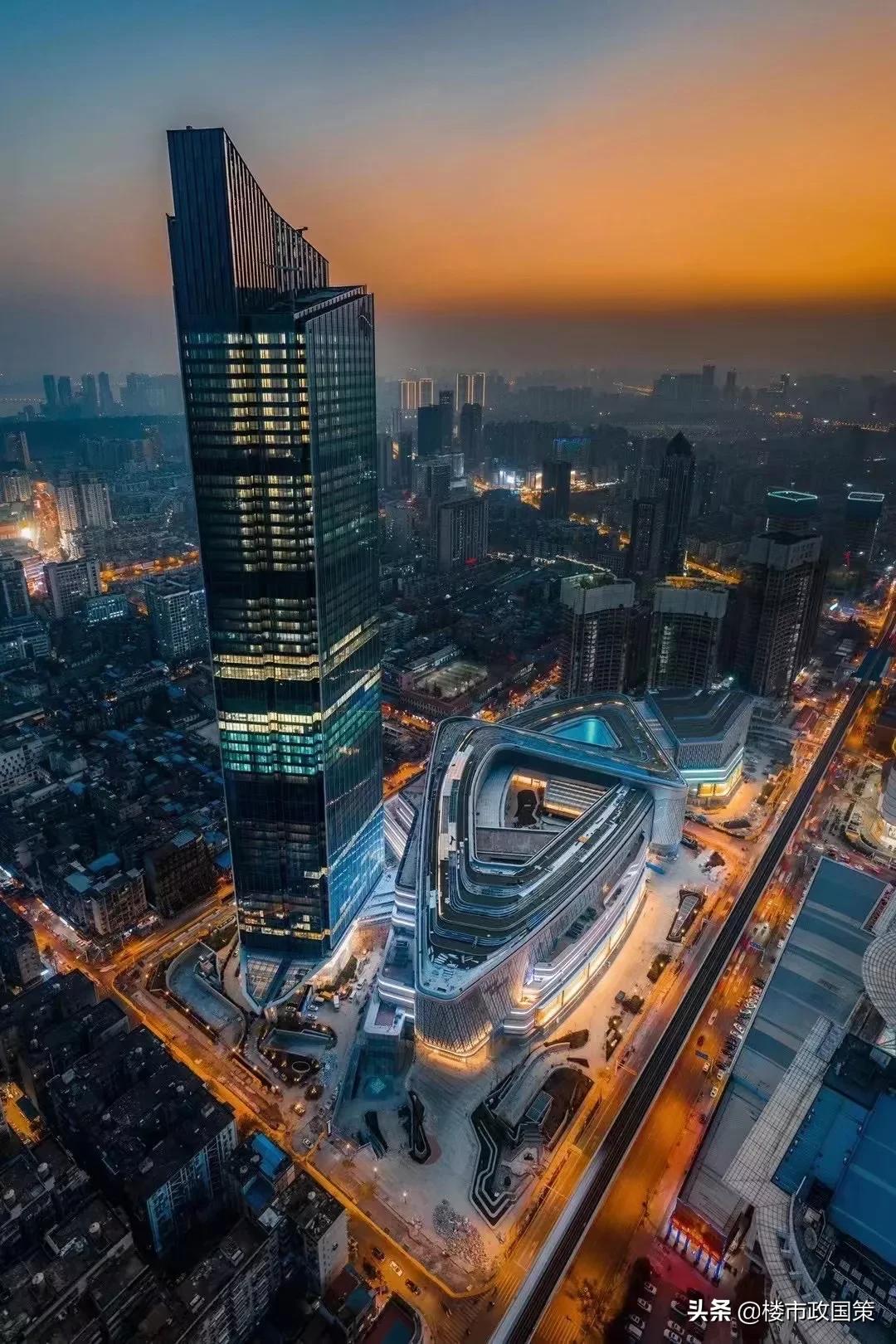 大武汉一起看！三镇“合体”前夜，解放大道再一次为汉口“爆灯”