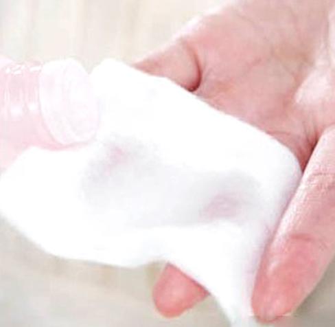 皮肤去角质层用什么方法,没有去角质产品怎么给皮肤去角质