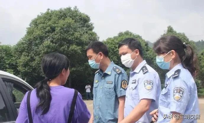 驾校文明交通安全工作制度,五个一进驾校开展交通安全宣传