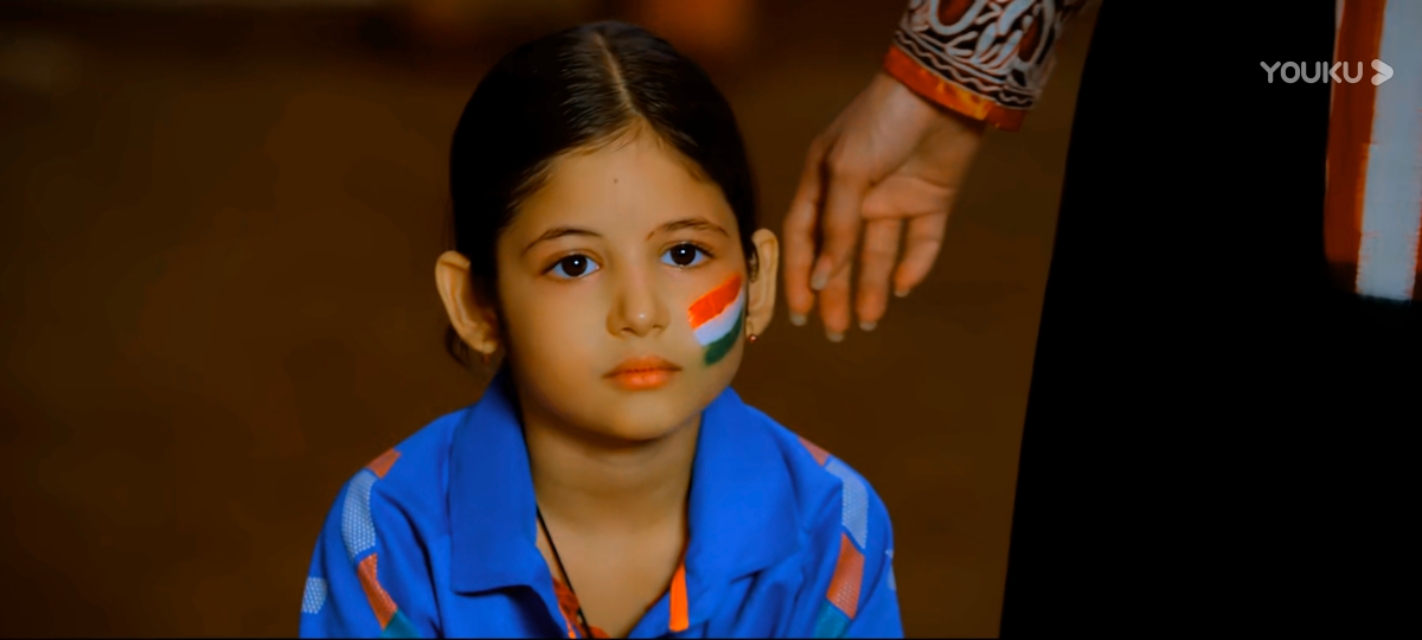 用宗教信仰、职业操守、民族对立，解读《小萝莉的猴神大叔》