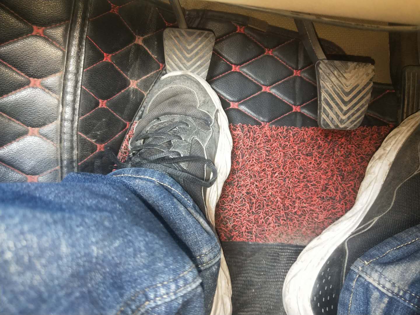 离合器异响解决方法,离合器异响自己解决