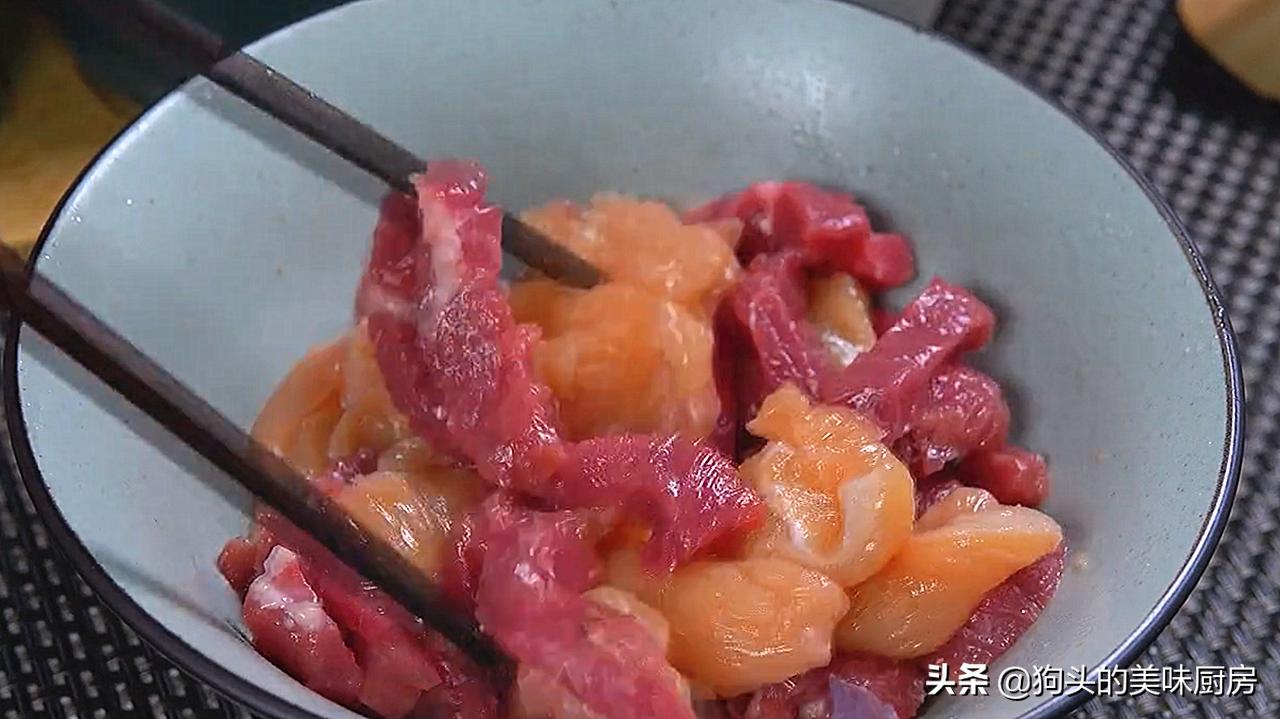 香辣过瘾的新疆米粉,怎么做又香又辣又好吃的米粉