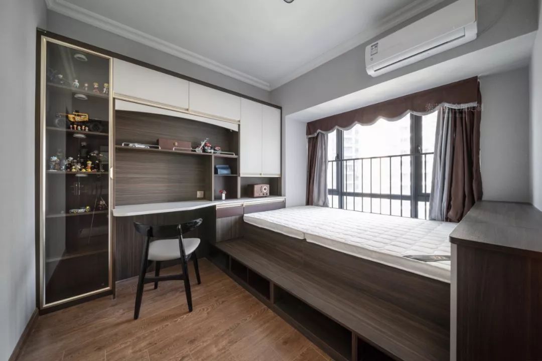 90后装修房子科技风格100平方,90后科技感装修