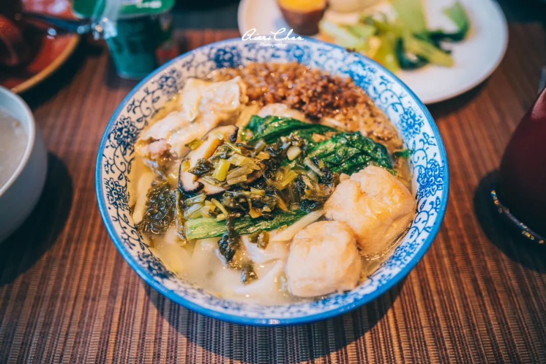 这是湖边度假酒店的性价比天花板！还有双11玩法剧透