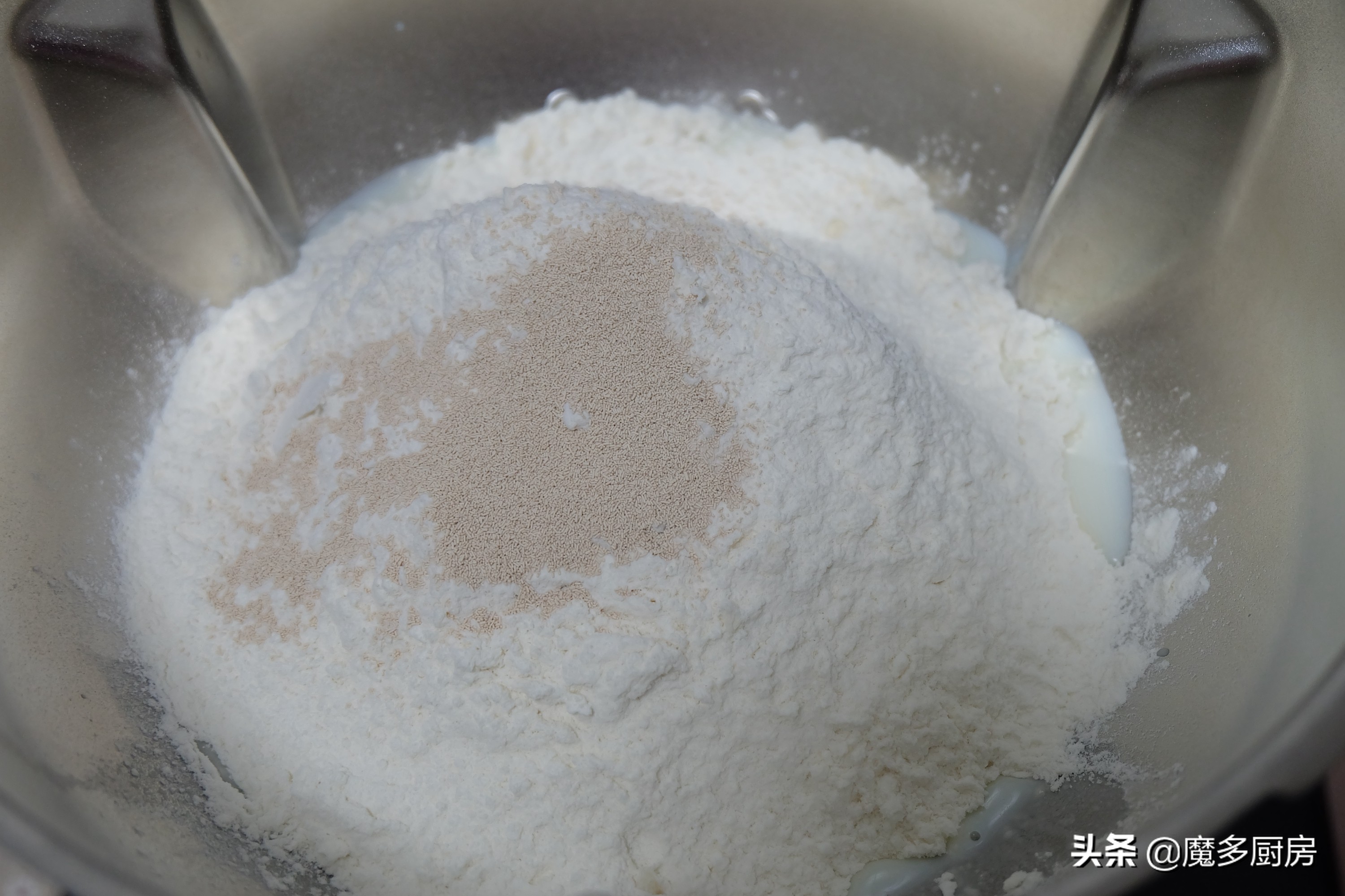 懒人烤面包的方法,烤面包家庭简易做法不用酵母