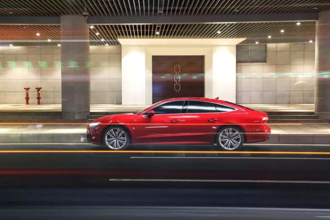 严绍健奔驰成名之作,全新奥迪a7测评视频