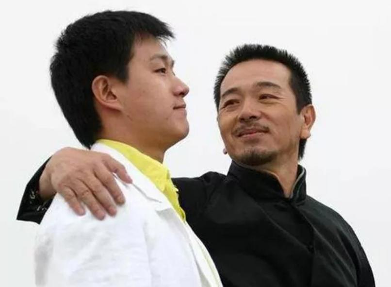 直播带货被骂哭的64岁张晨光：我以前也是流量小生