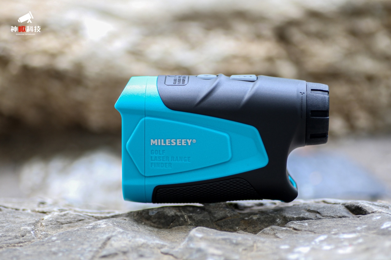 高尔夫球弹道补偿，泰格·伍兹不是梦PF230激光测距望远镜开箱
