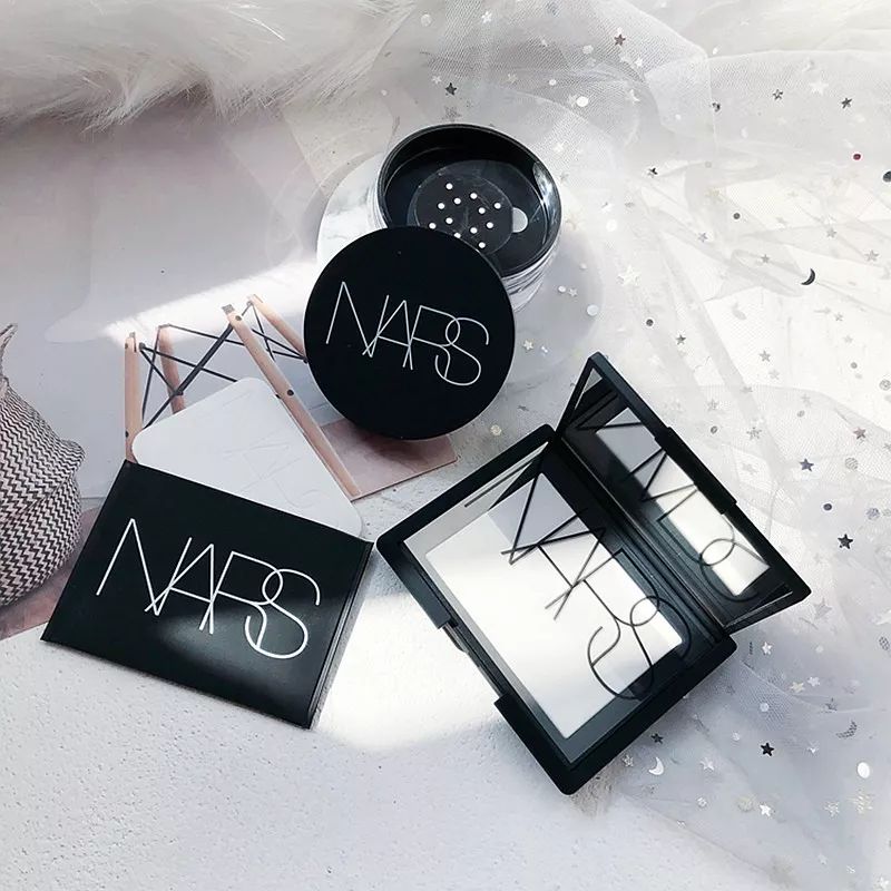 鉴别|NARS散粉真是让人大跌眼镜！像糊了好厚一层粉？