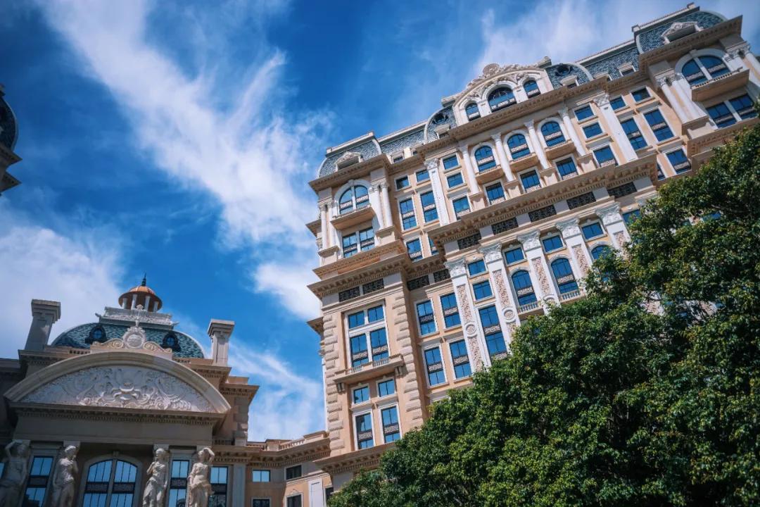 200元住总统套房,200块住酒店吃大餐