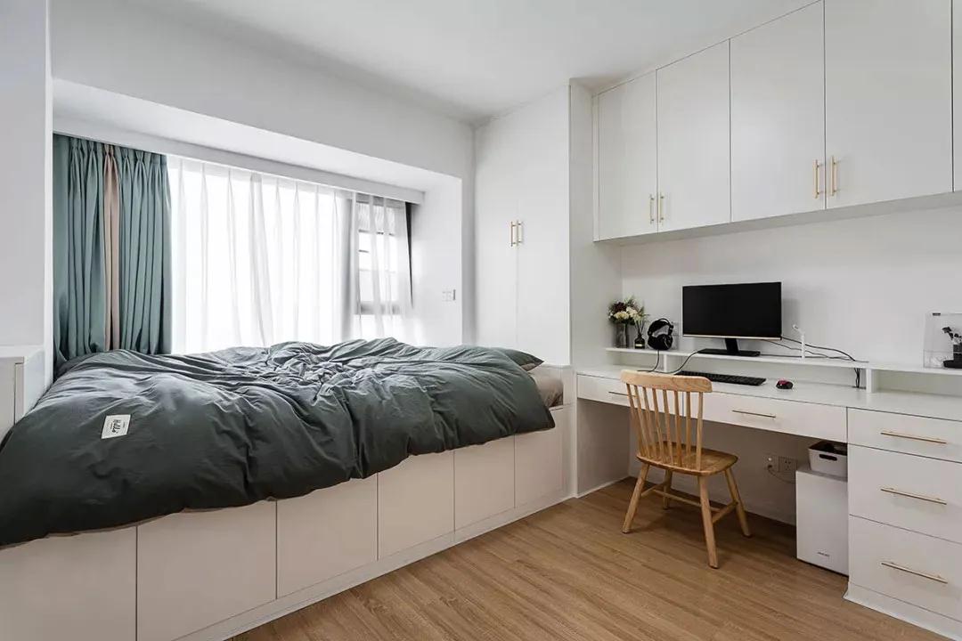 泛黄白墙、陈旧水晶灯统统过时!91㎡二手房用改造证明脱胎换骨